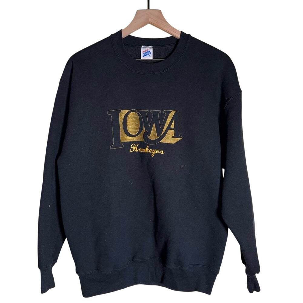 VINTAGE IOWA HAWKEYES collegiate embroidered oversized slouchy crewneck 80s L